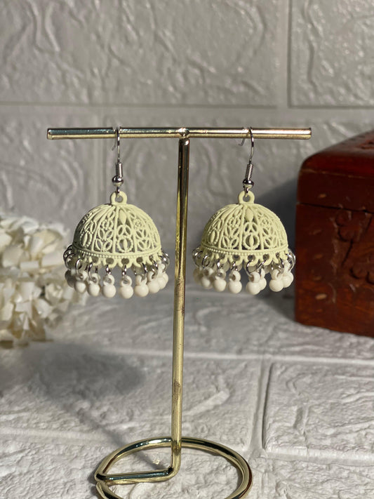 Matt Jhumka beige- (Zartabbano)