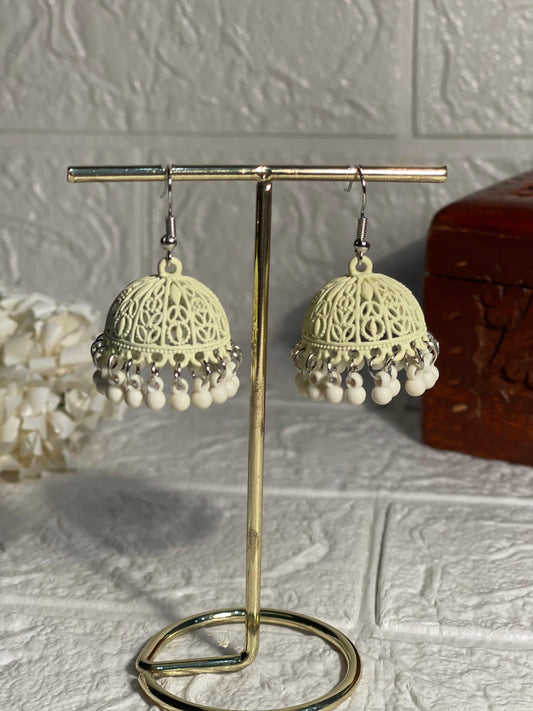 Matt Jhumka beige- (Zartabbano)