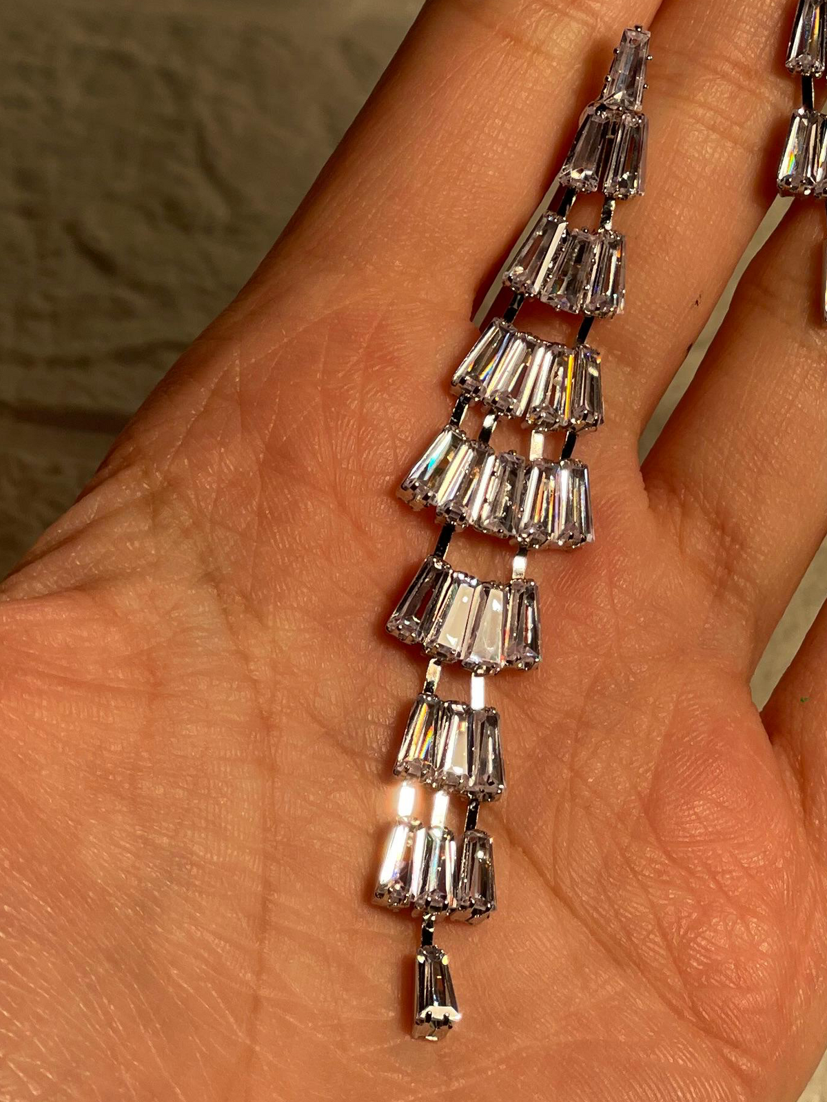 Aiza Earrings-silver(Mahnoorbano)