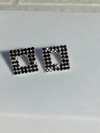 Black square(Mahnoorbano)