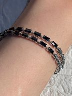 Double Gem bracelet black (Mahnoorbano)