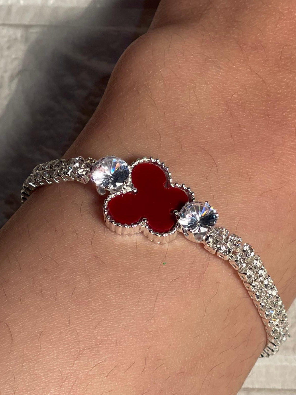 Butterfly bracelet red(Mahnoorbano)