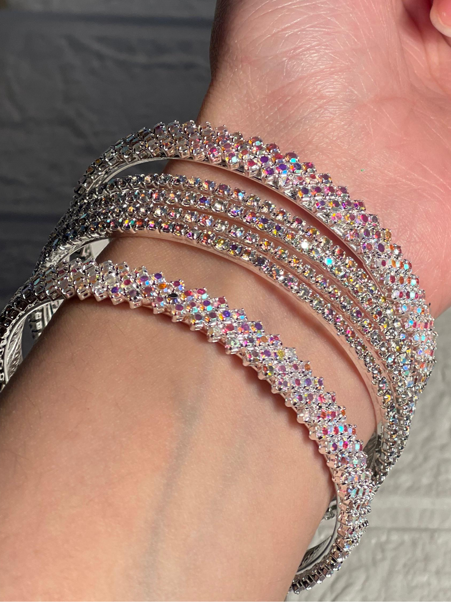 Chamkeela bangle set-silver(Mahnoorbano)