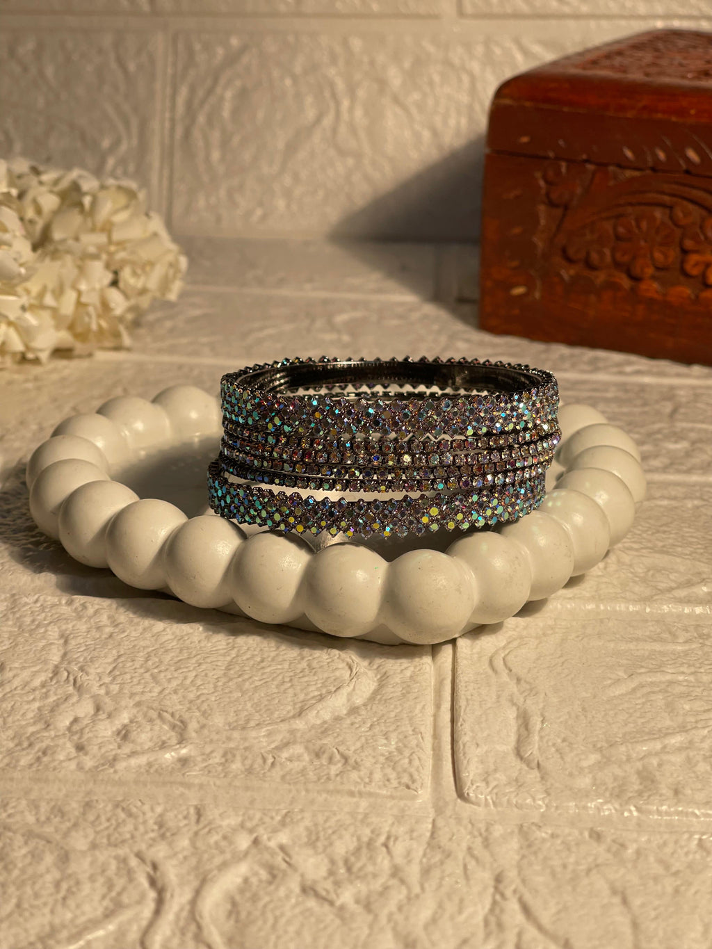 Chamkeela bangle set-black (Mahnoorbano)