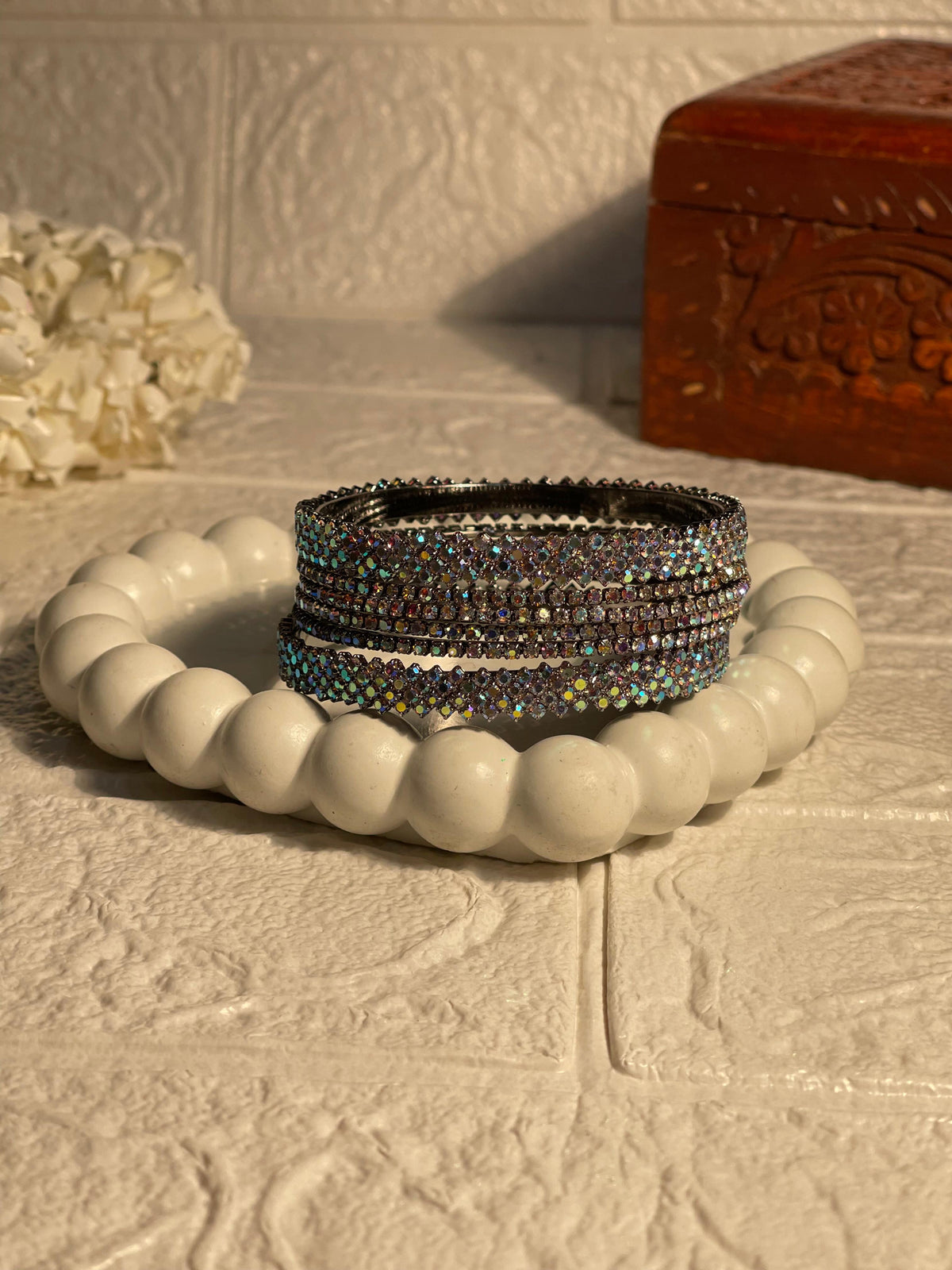 Chamkeela bangle set-black (Mahnoorbano)