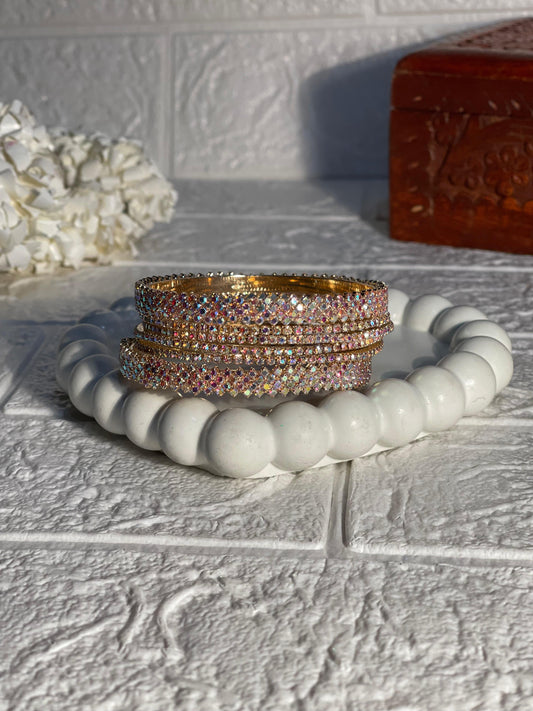 Chamkeela bangle set-gold (Mahnoorbano)