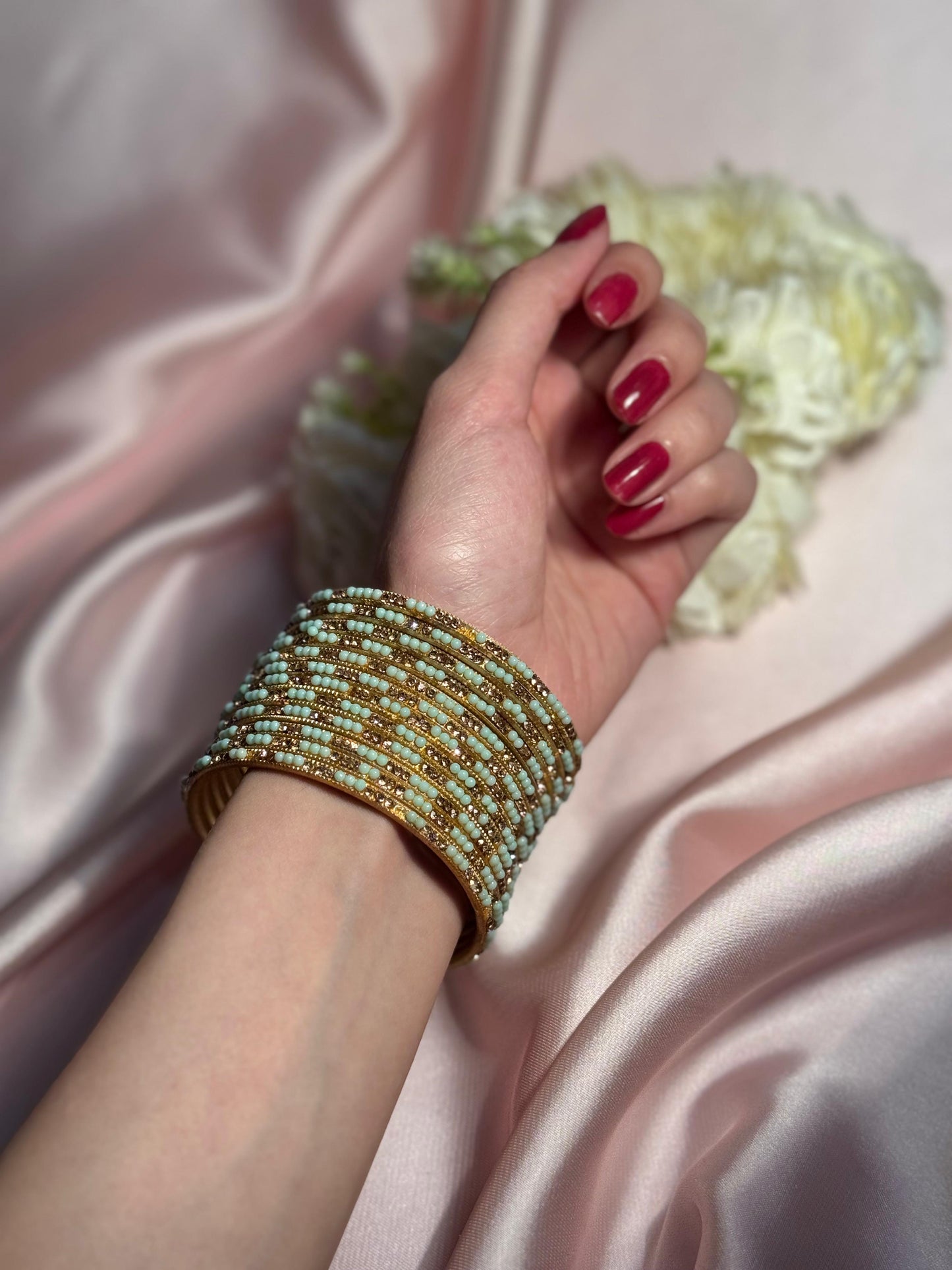 Neha Bangles (feroze and copper)