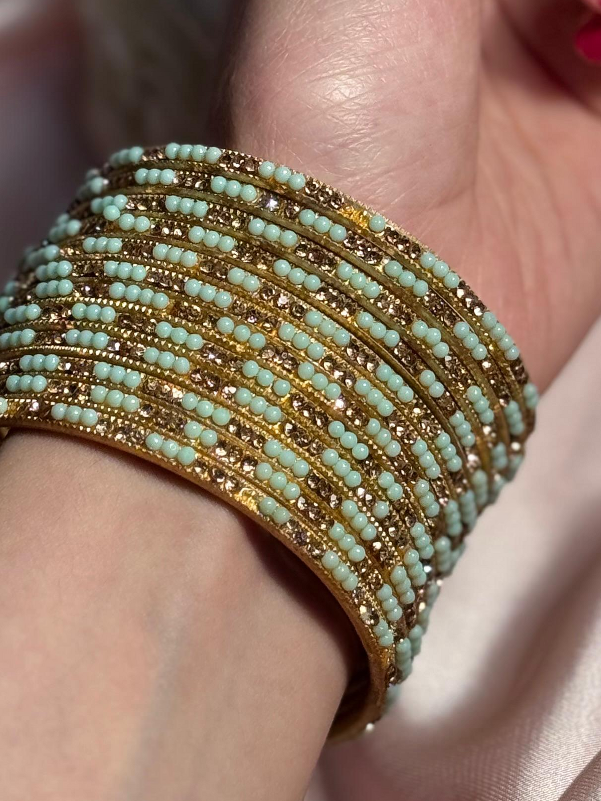 Neha Bangles (feroze and copper)