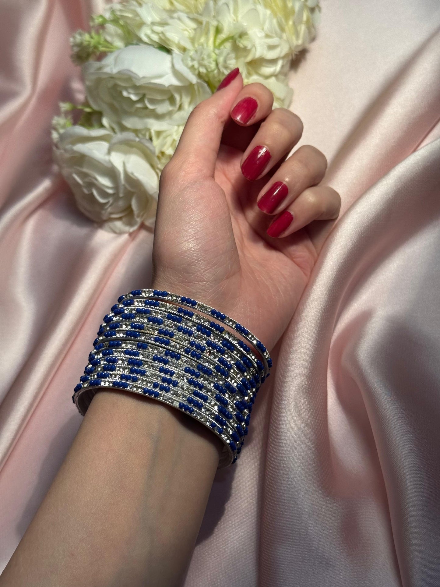 Neha Bangles (silver and blue)