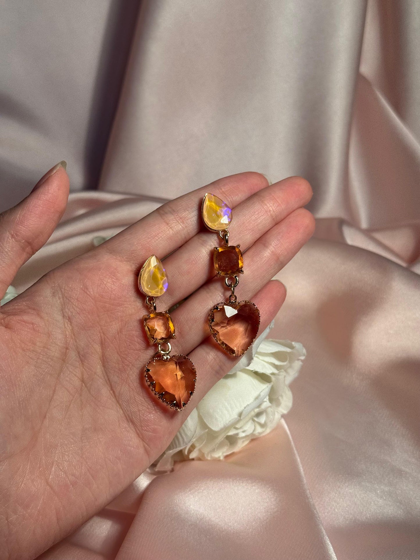 Enamel Hearts Earrings-peach