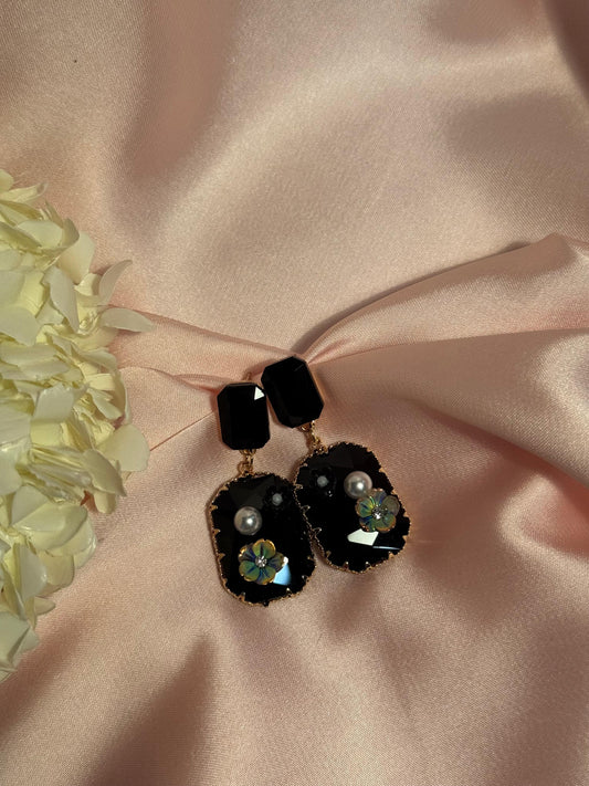 Enamel Floral Rectangle-black