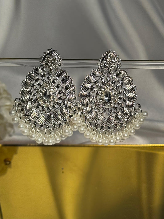 silver leaf with white moti- eid collection