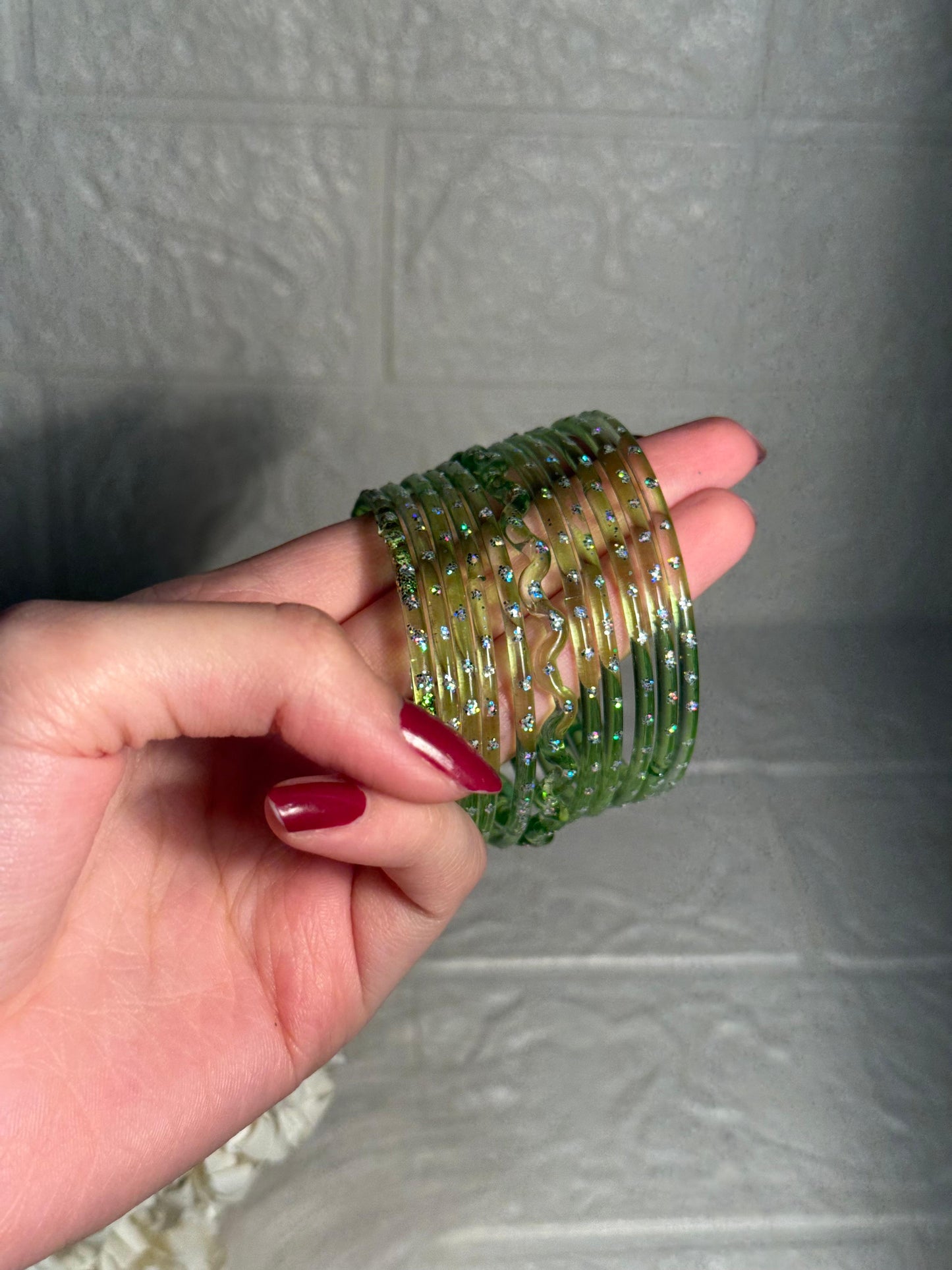 Raindrop bangle (6) green