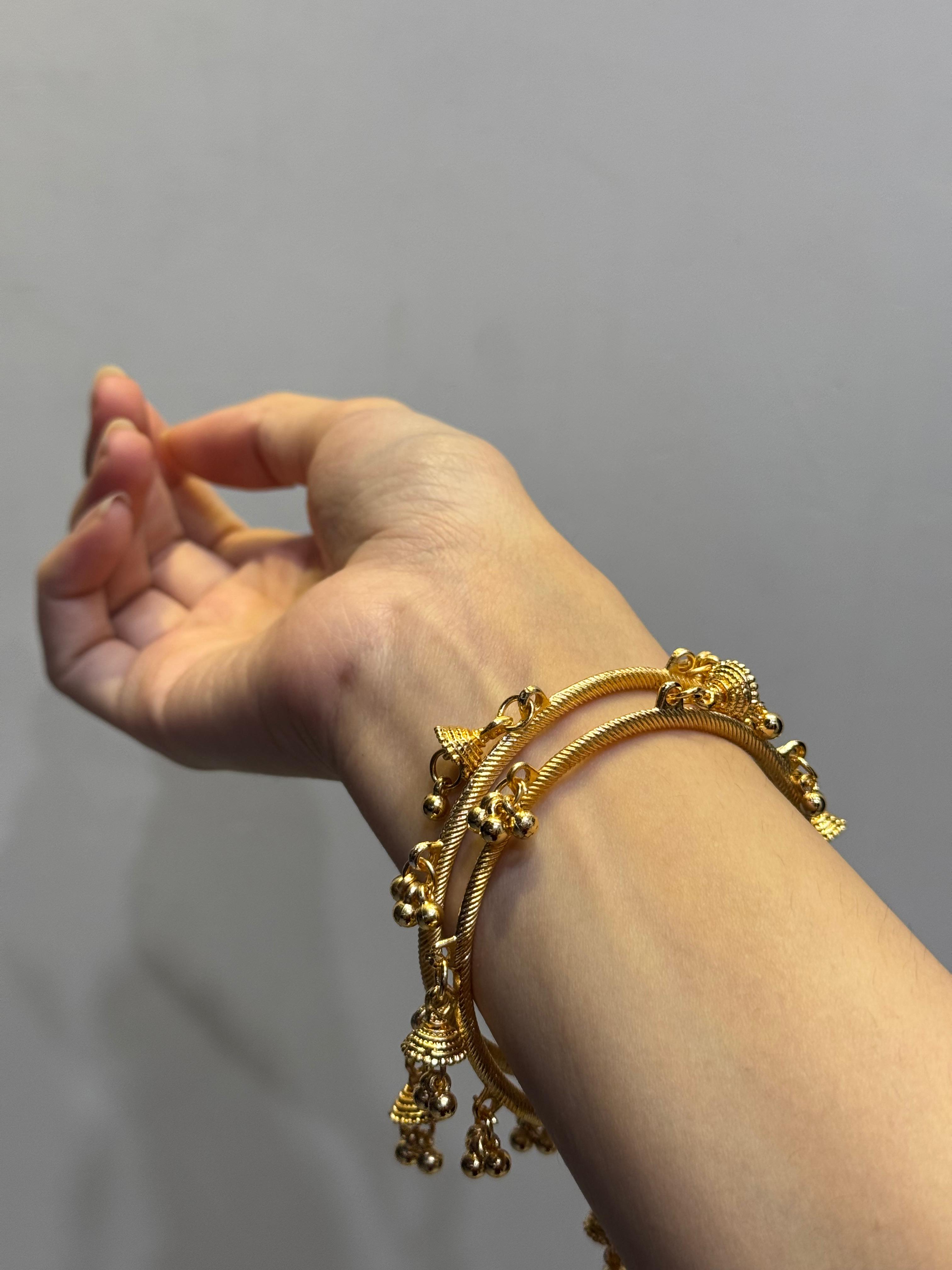 Ghungroo chand raat collection gold