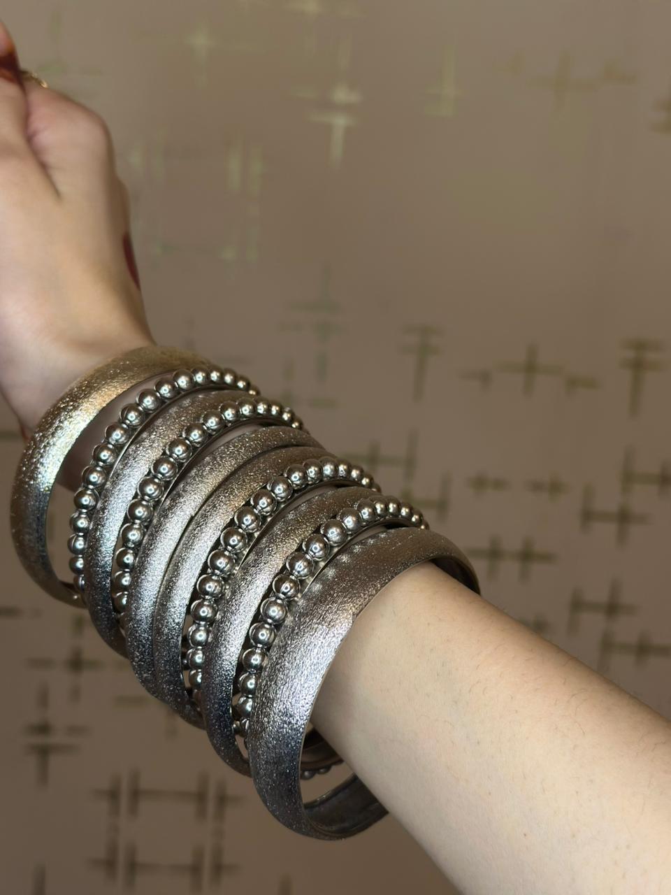 silver bangles with silver ball karay set