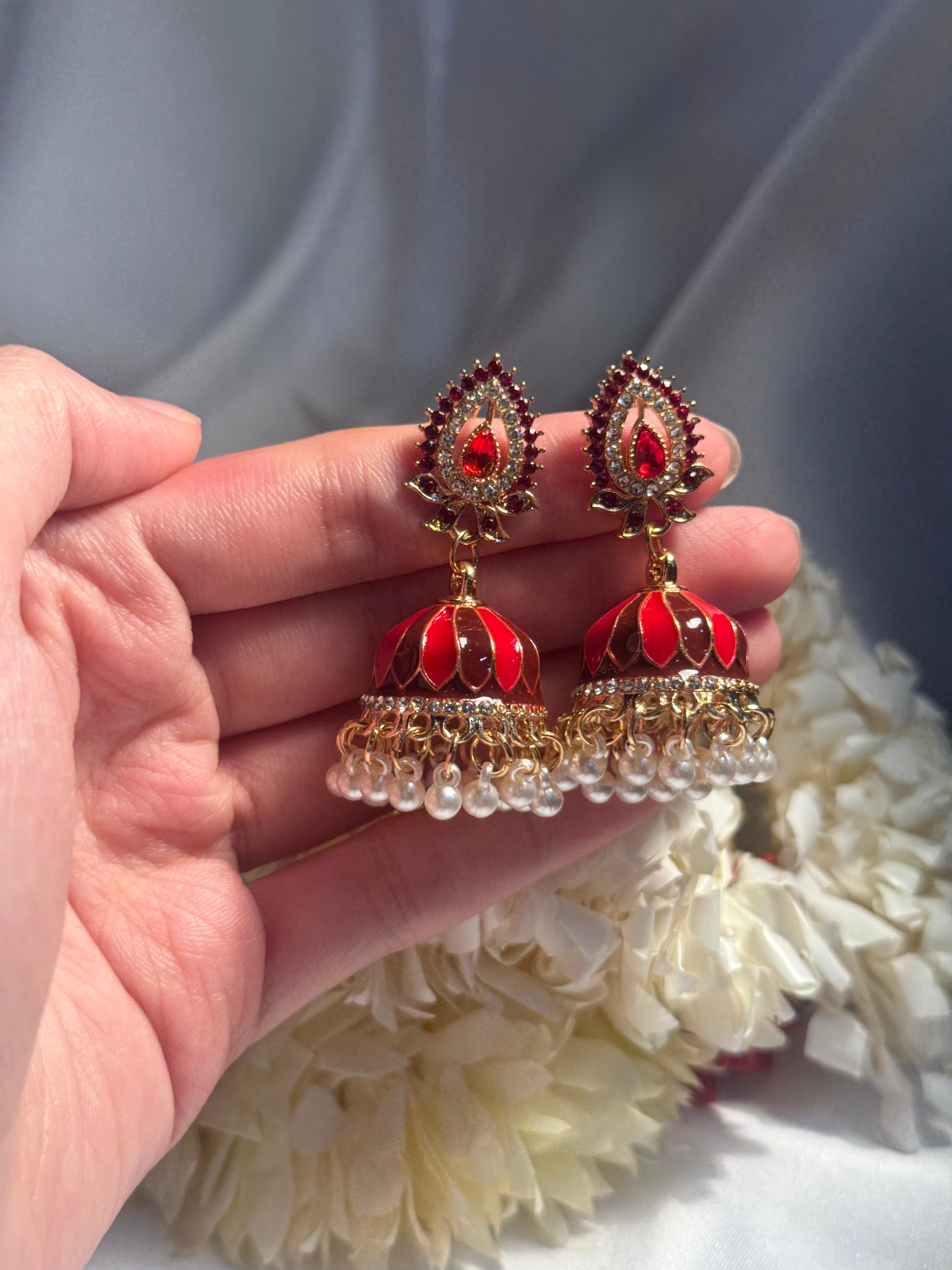 Booti Rang-e-desi red