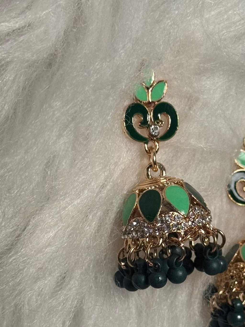 Teen Booti Rang-e-desi green