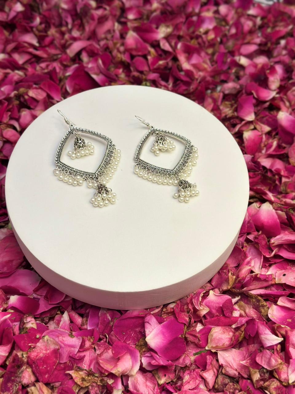 Dania chandi collection