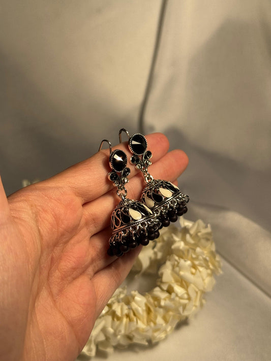 Gol Booti-Rang-e-desi black n white