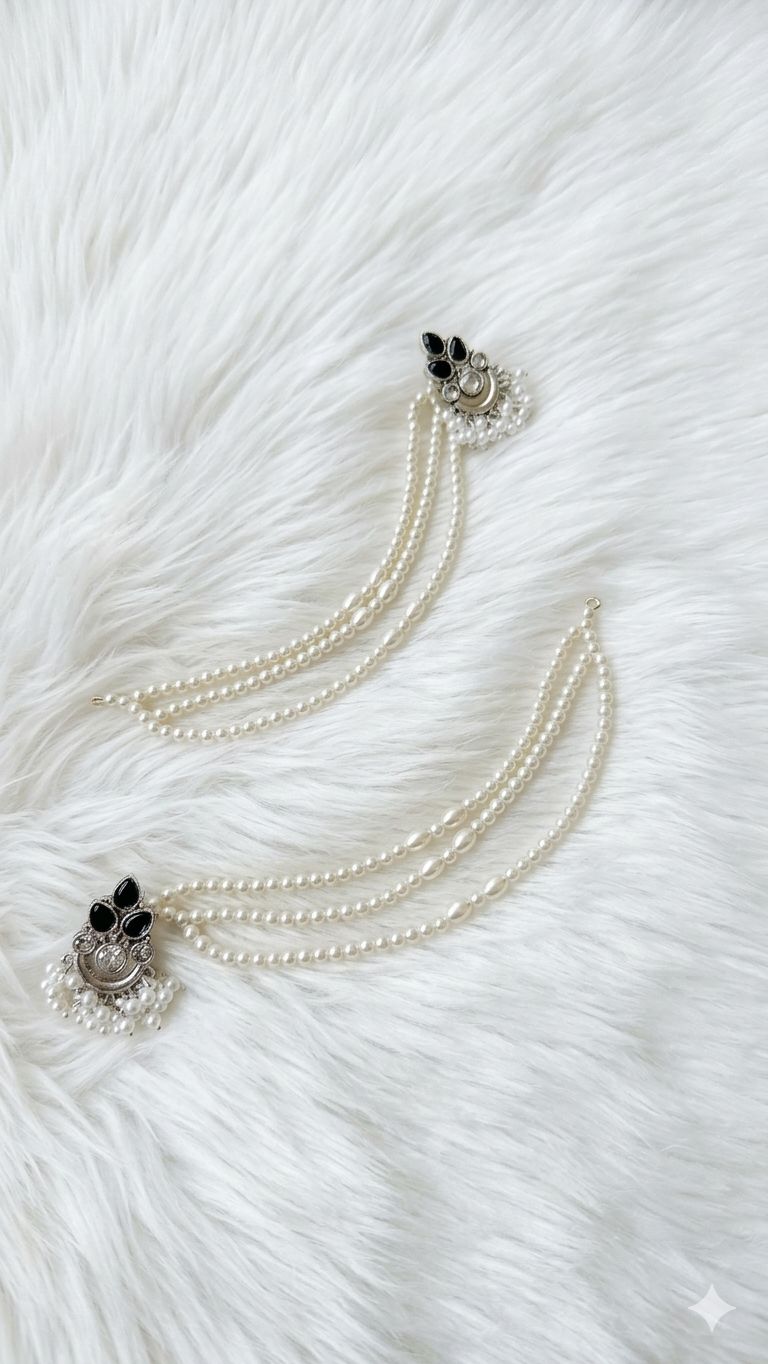 Nazakat black earrings with tripple saharay