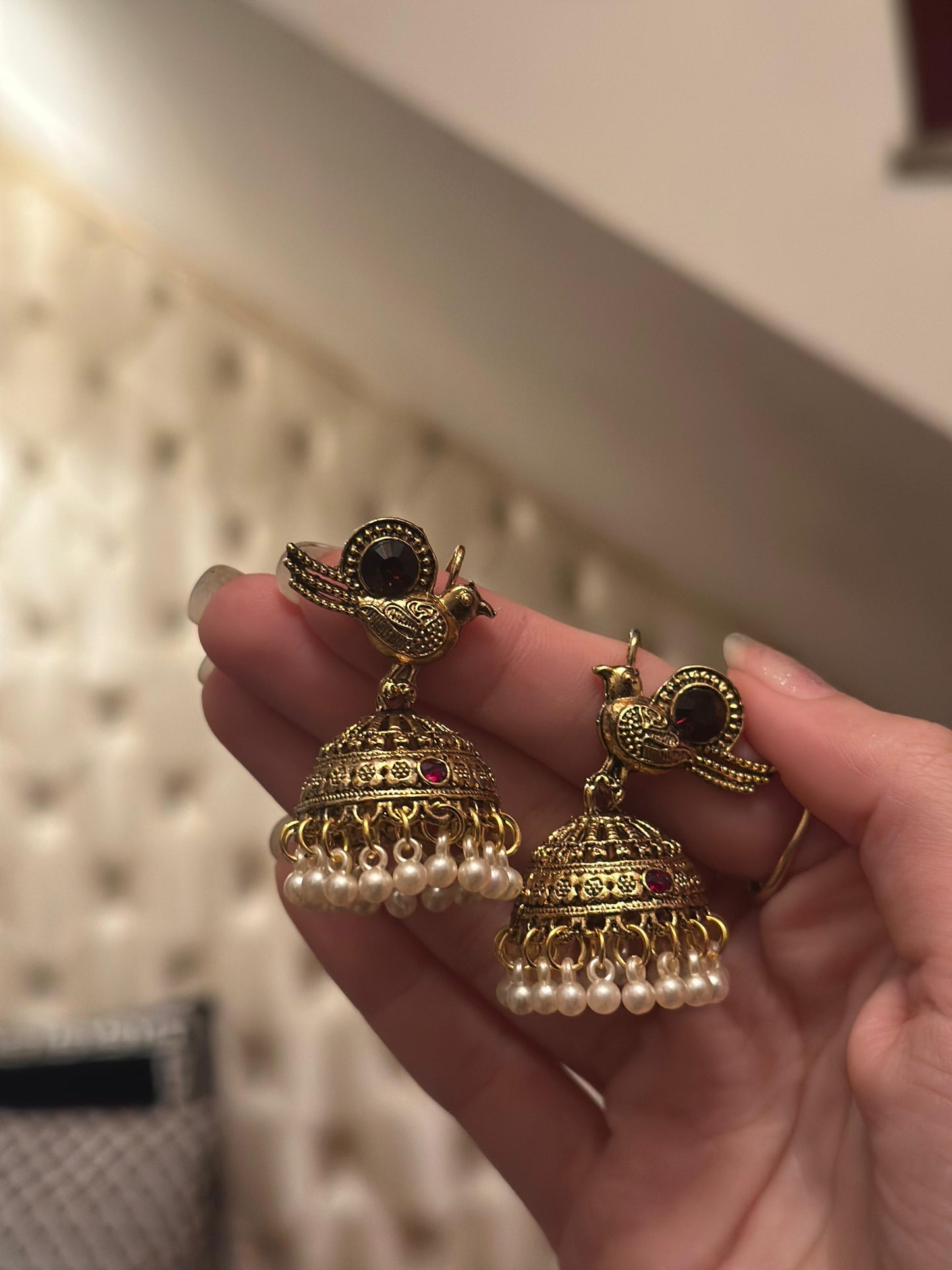 Chiriya Katoori Jhumki (Gold and Maroon)