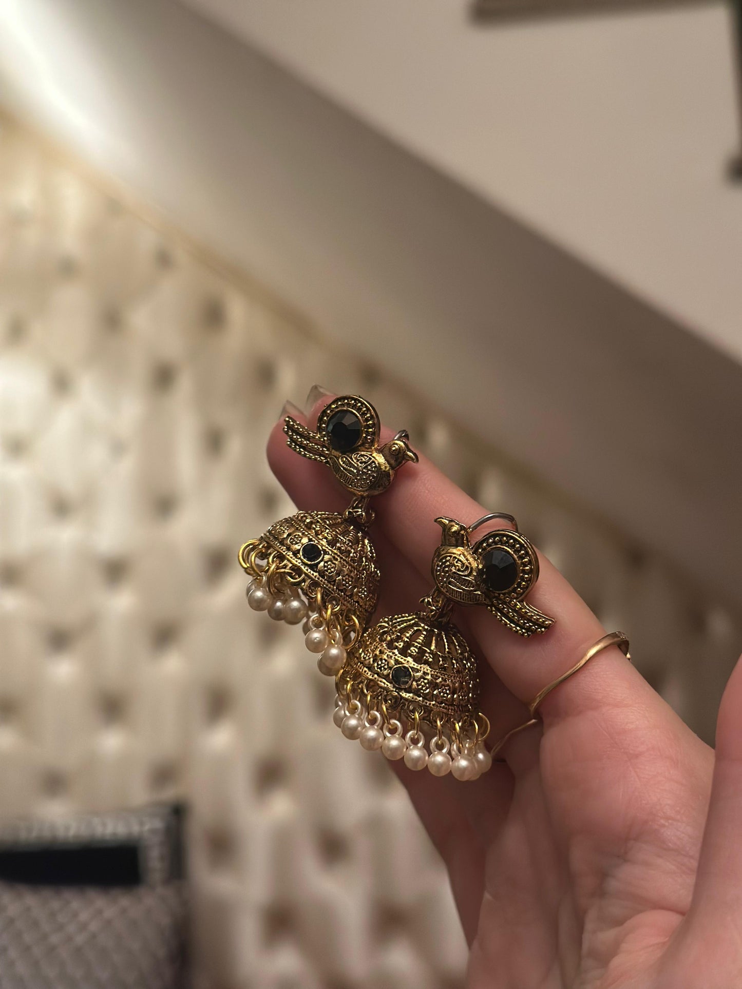 Chiriya Katoori Jhumki (Gold and Black)
