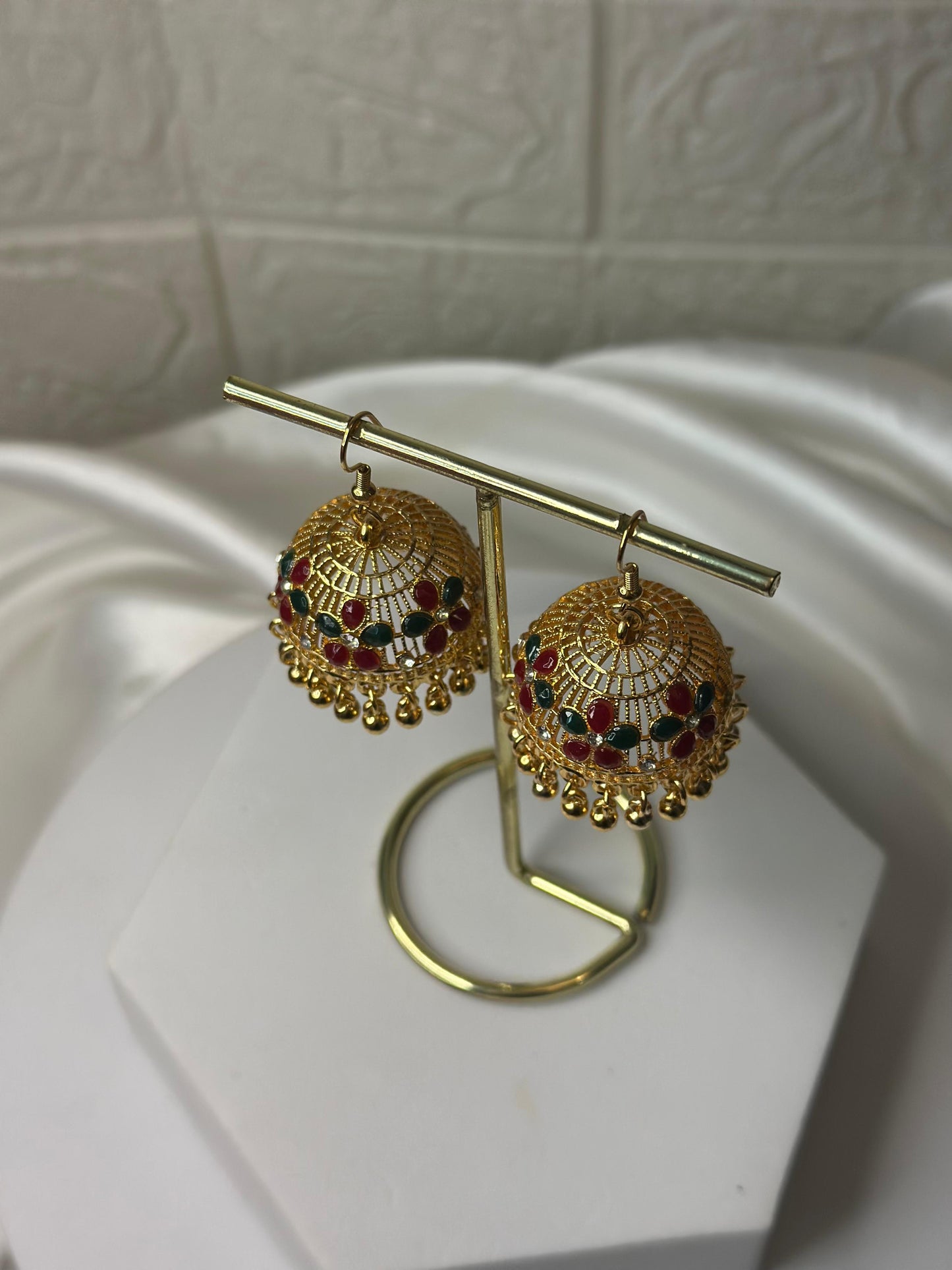Katoori Jhumki (Red & Green)