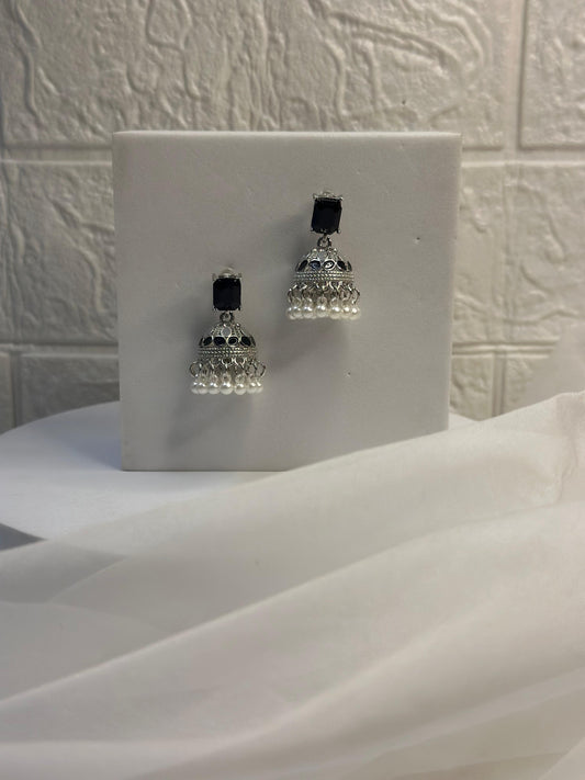 Nayab Jhumki (Black)
