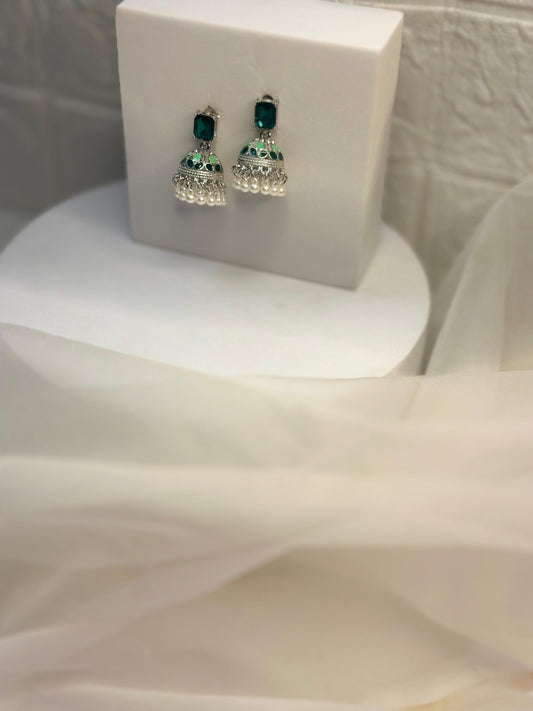 Nayab Jhumki (Emerald)