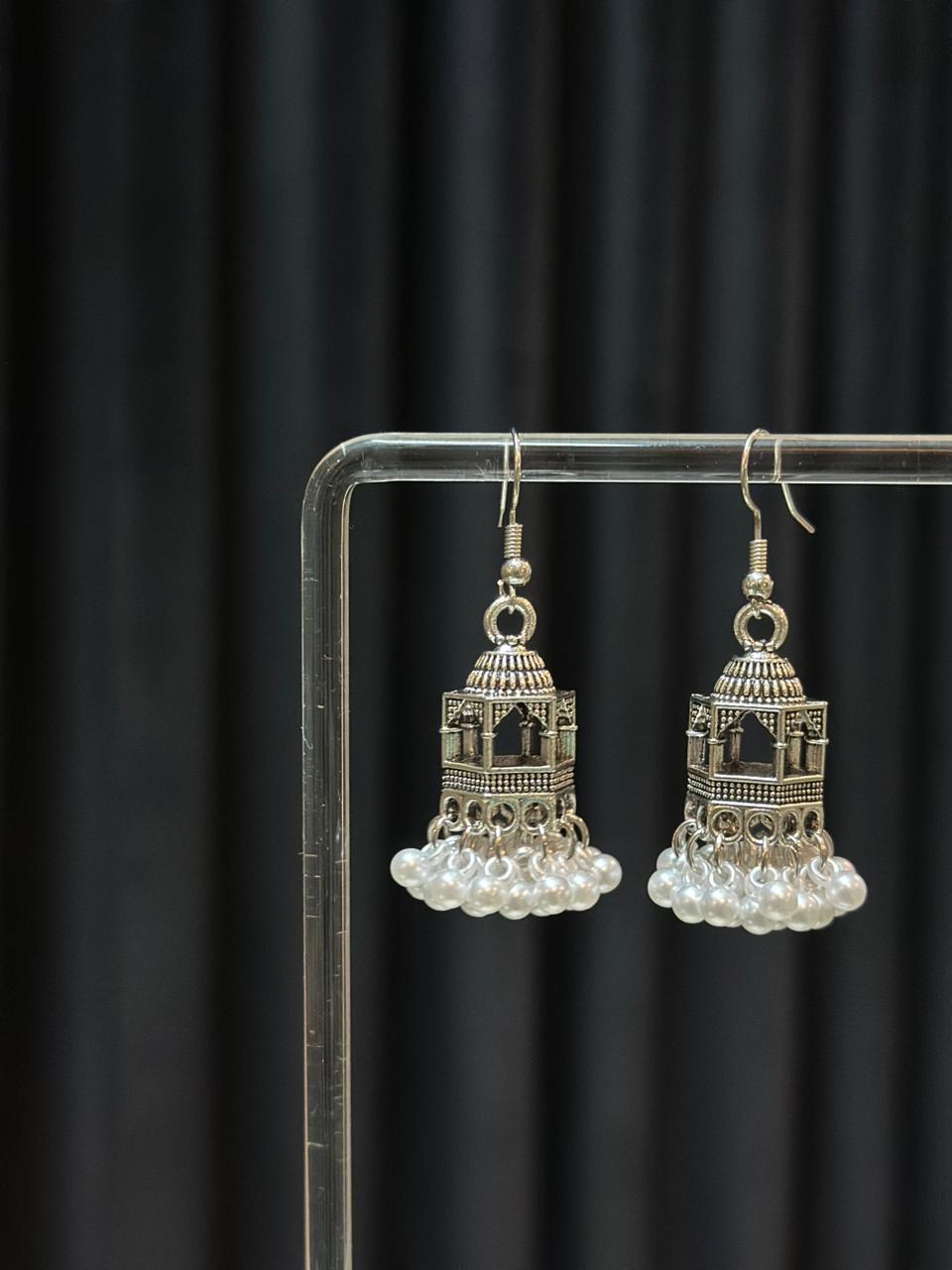 Sundri Jhumki