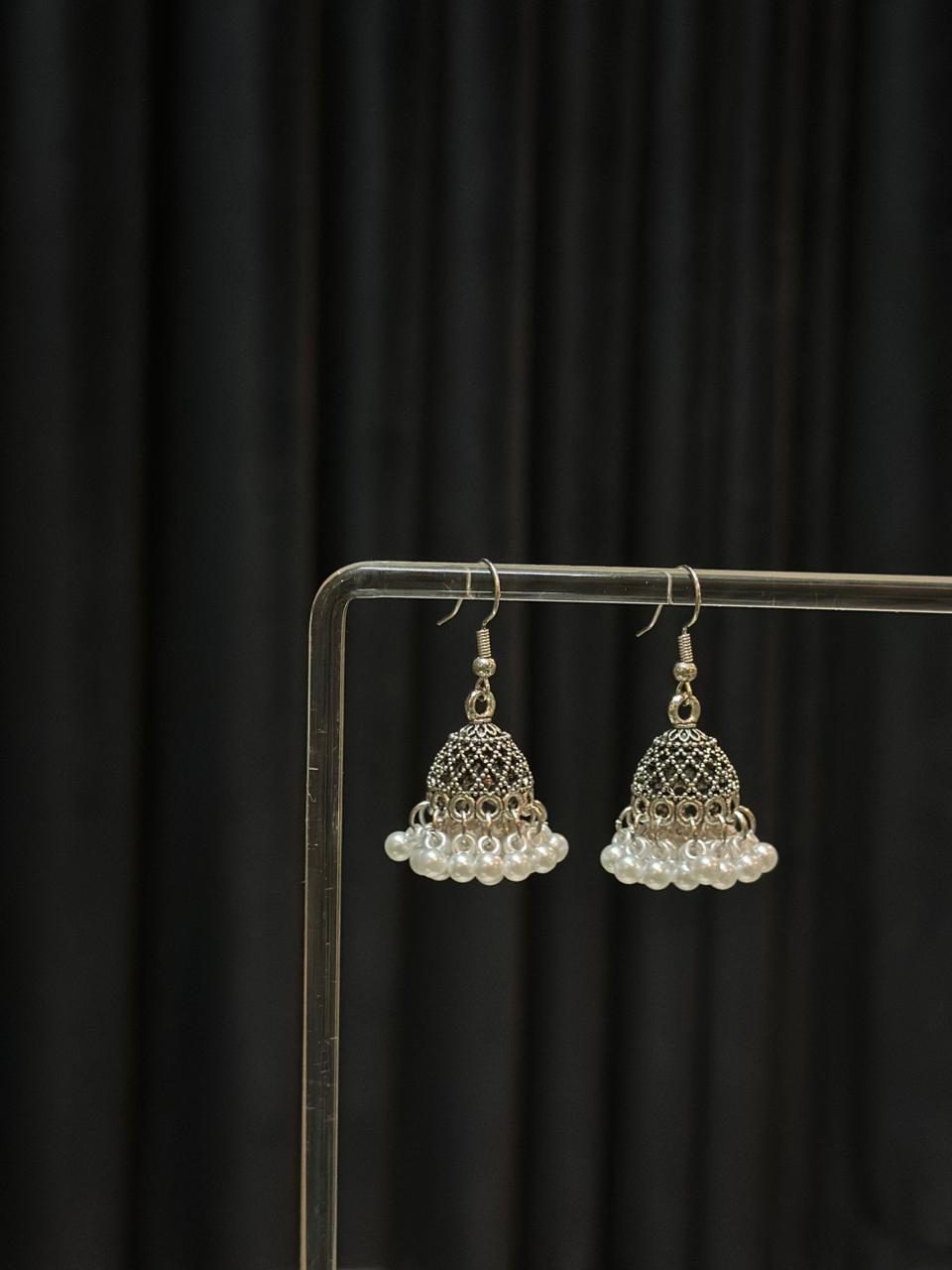Jaali Jhumki