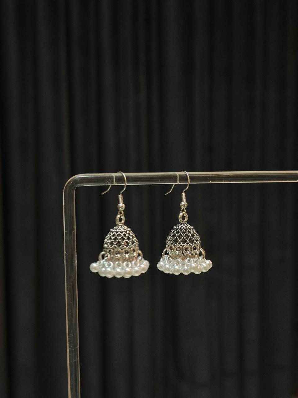 Jaali Jhumki