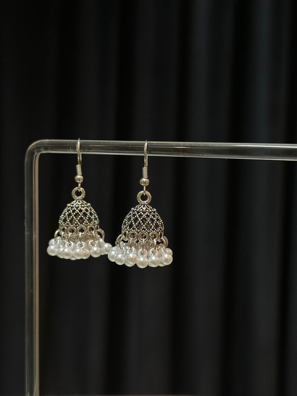Jaali Jhumki