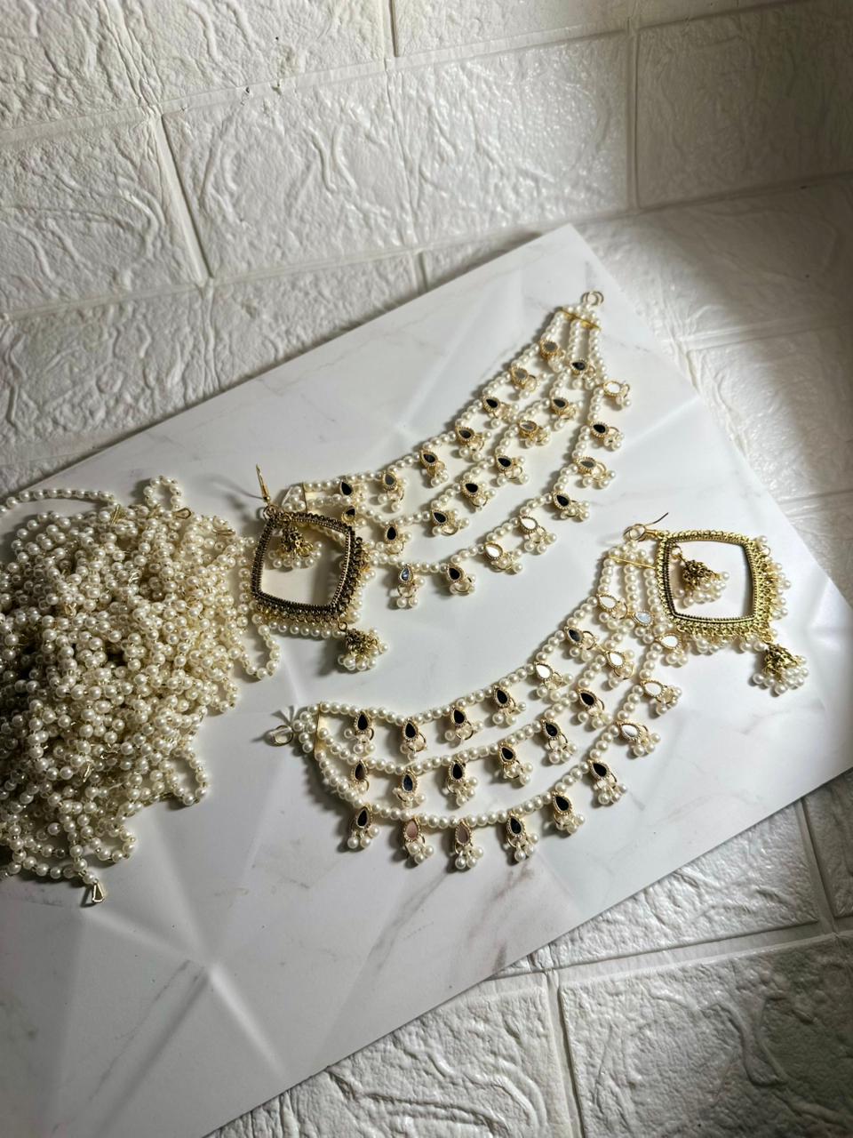 Dania earrings with saharay