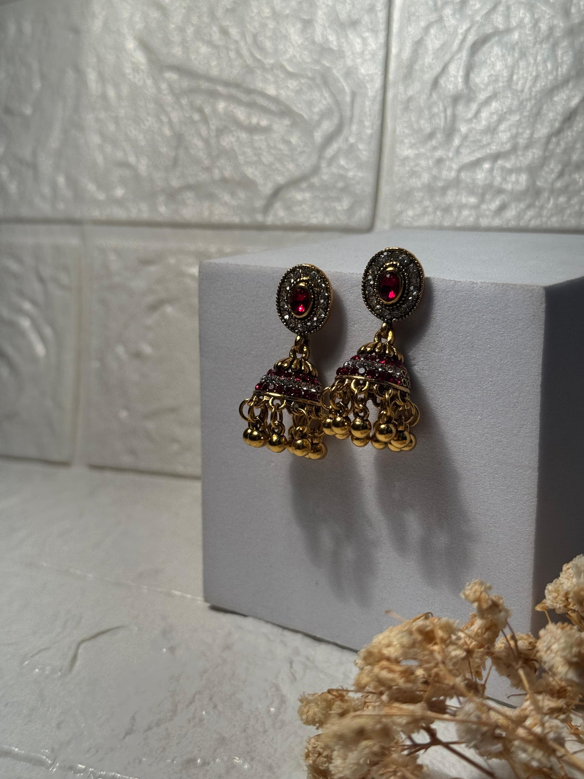 Royal Oval Drops (Red)