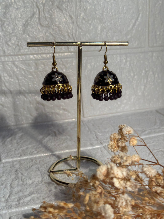 Alishba Jhumkay (Black and Grey)
