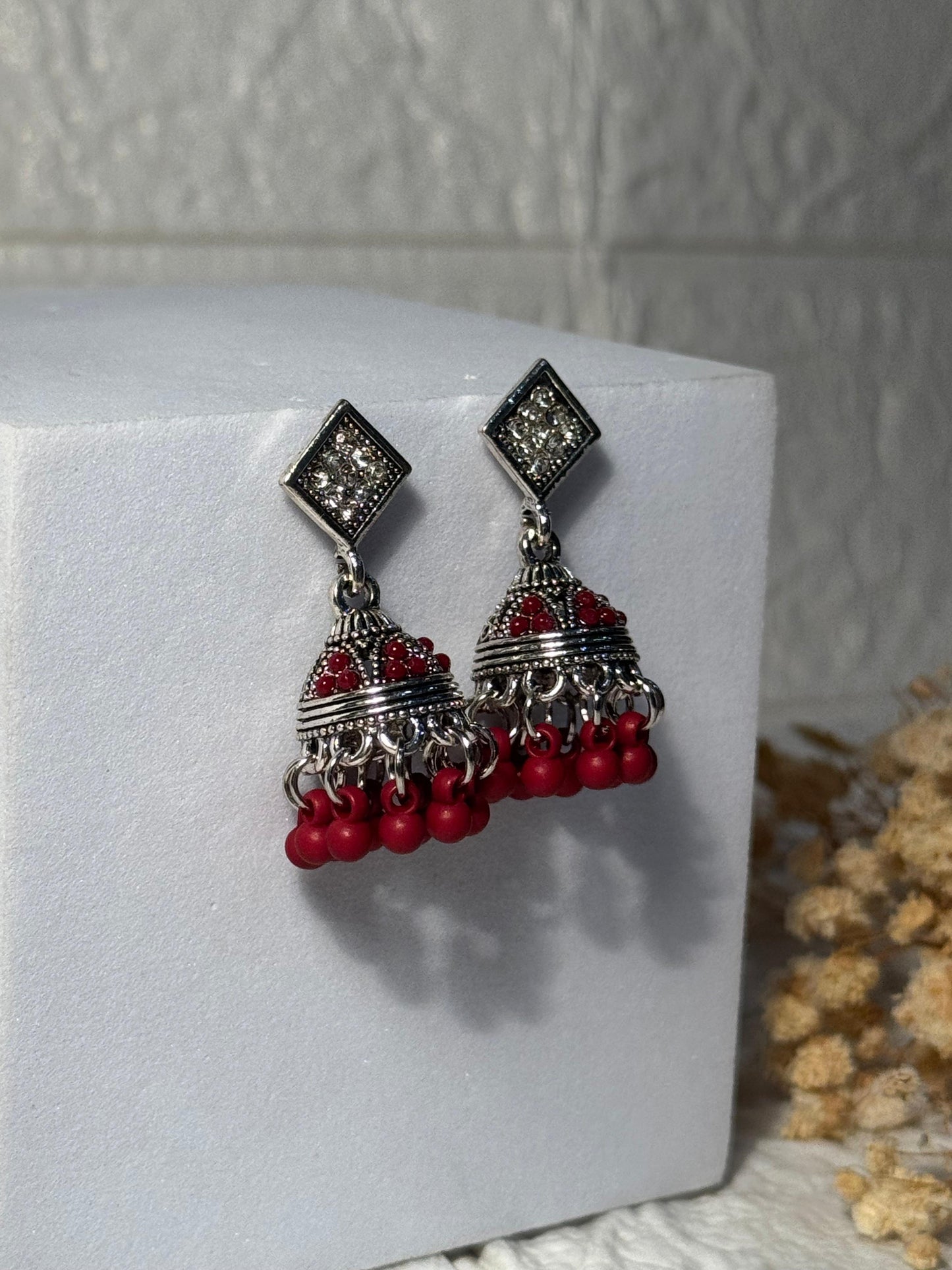 Chakoor Jhumkay (Maroon)