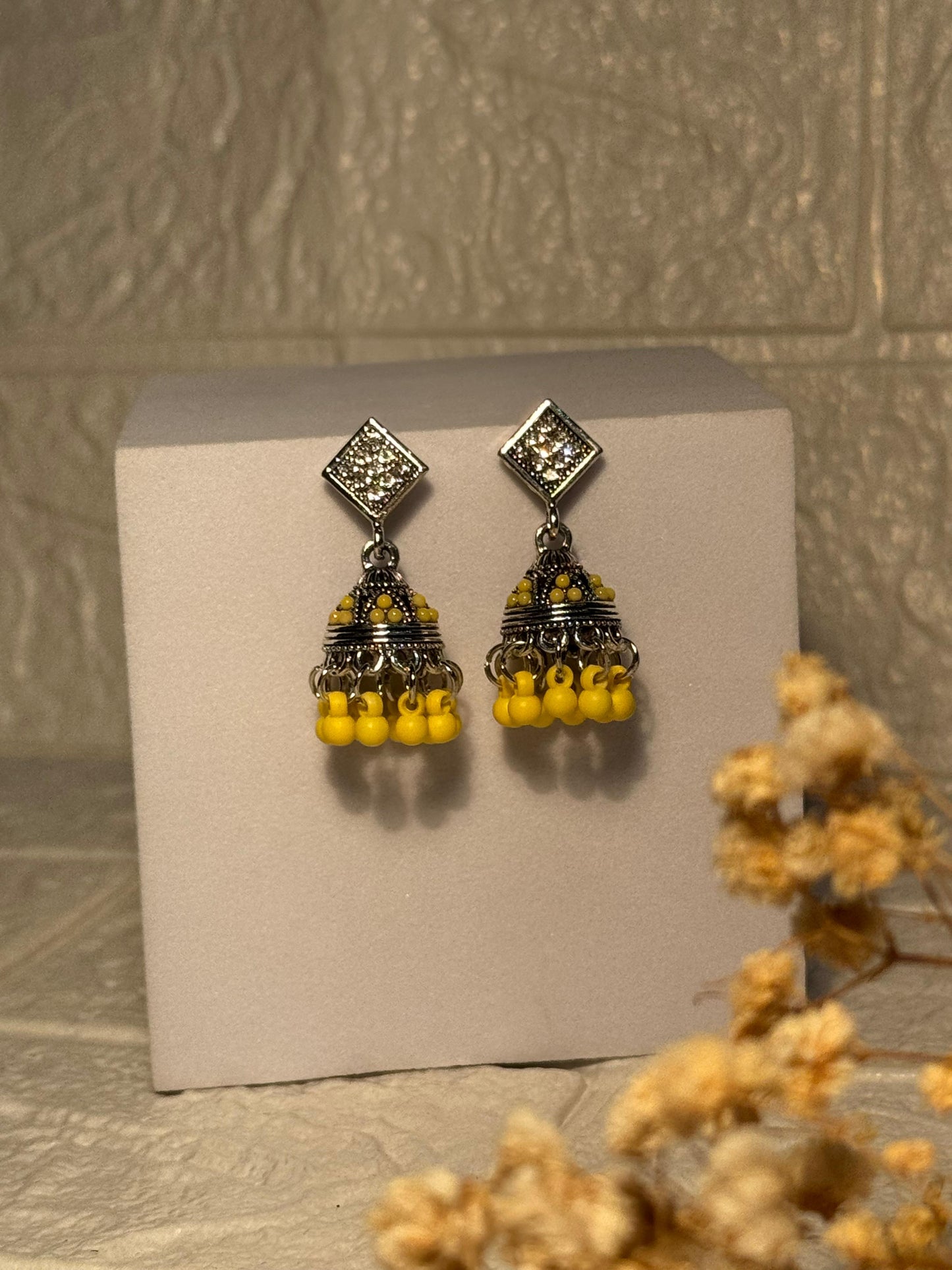 Chakoor Jhumkay (Yellow)