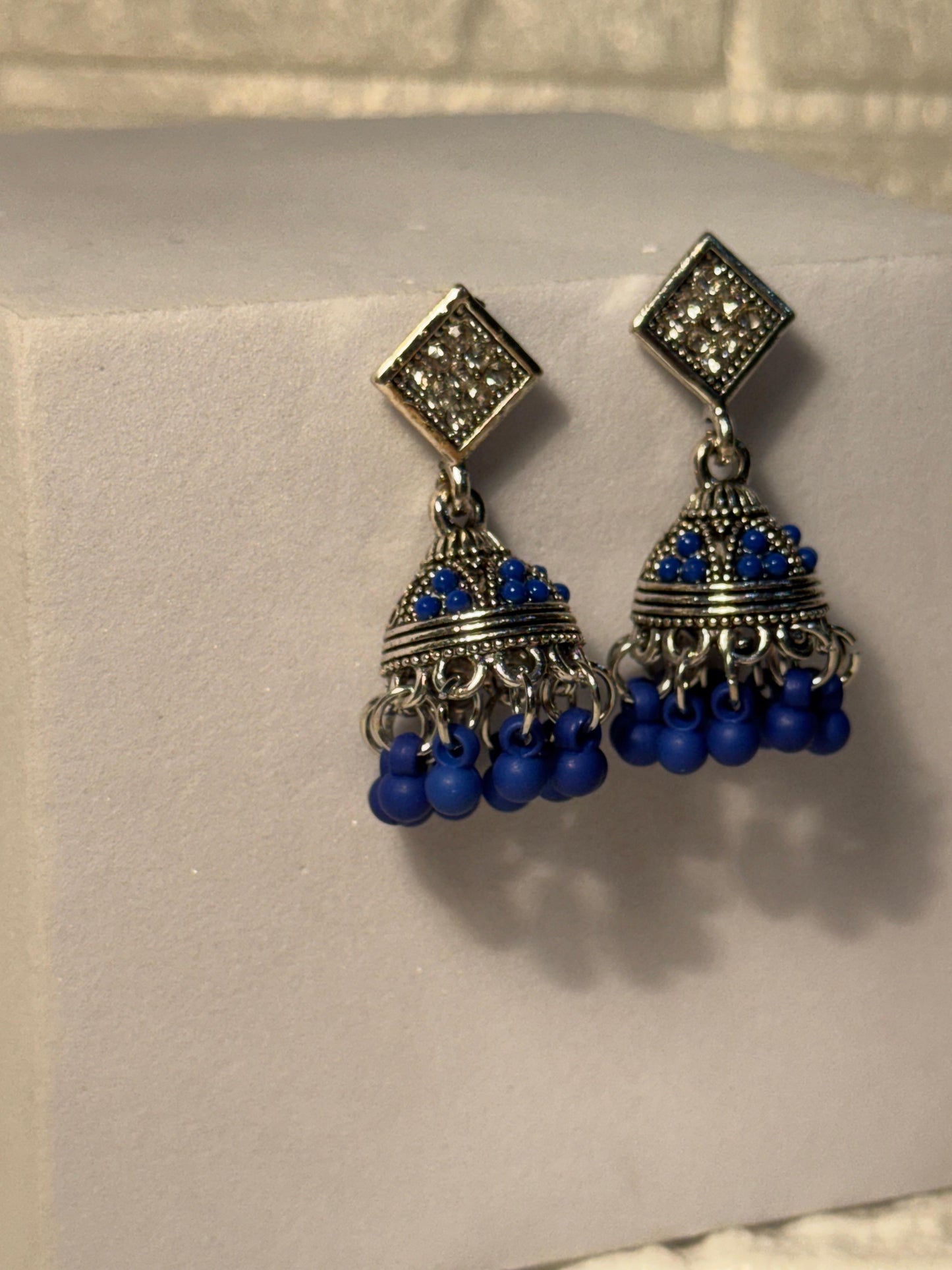 Chakoor Jhumkay (Navy Blue)