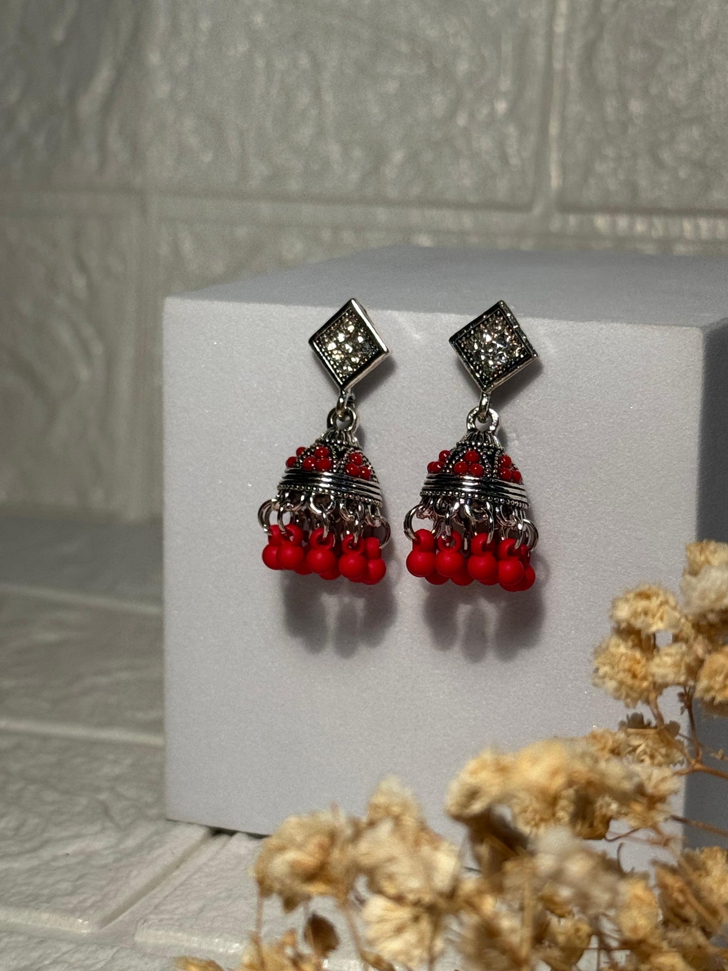 Chakoor Jhumkay (Red)