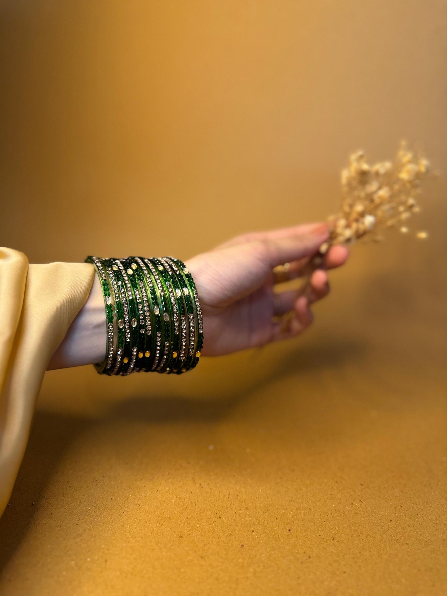 Raindrop bangles (nageena) - bottle green