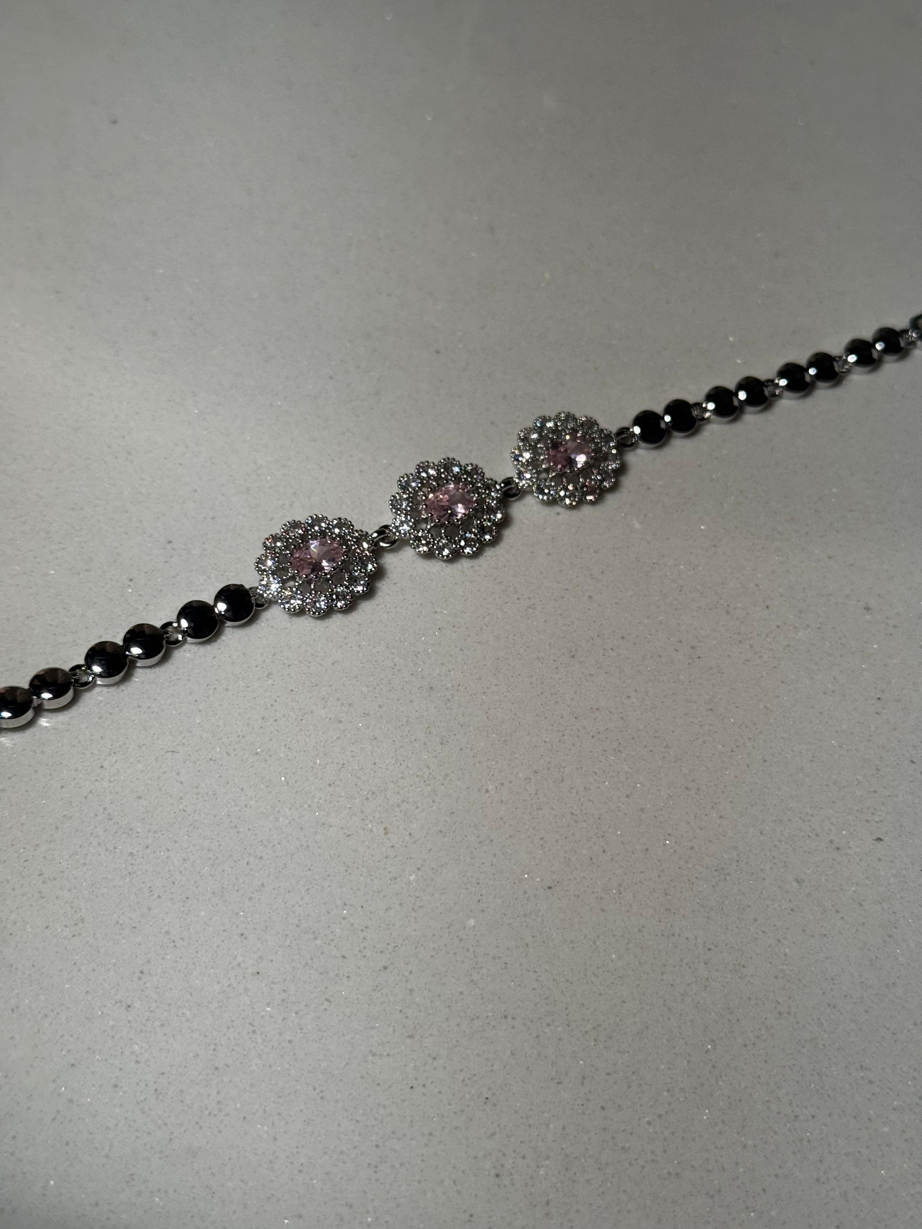 Trio floral bracelet silver and pink