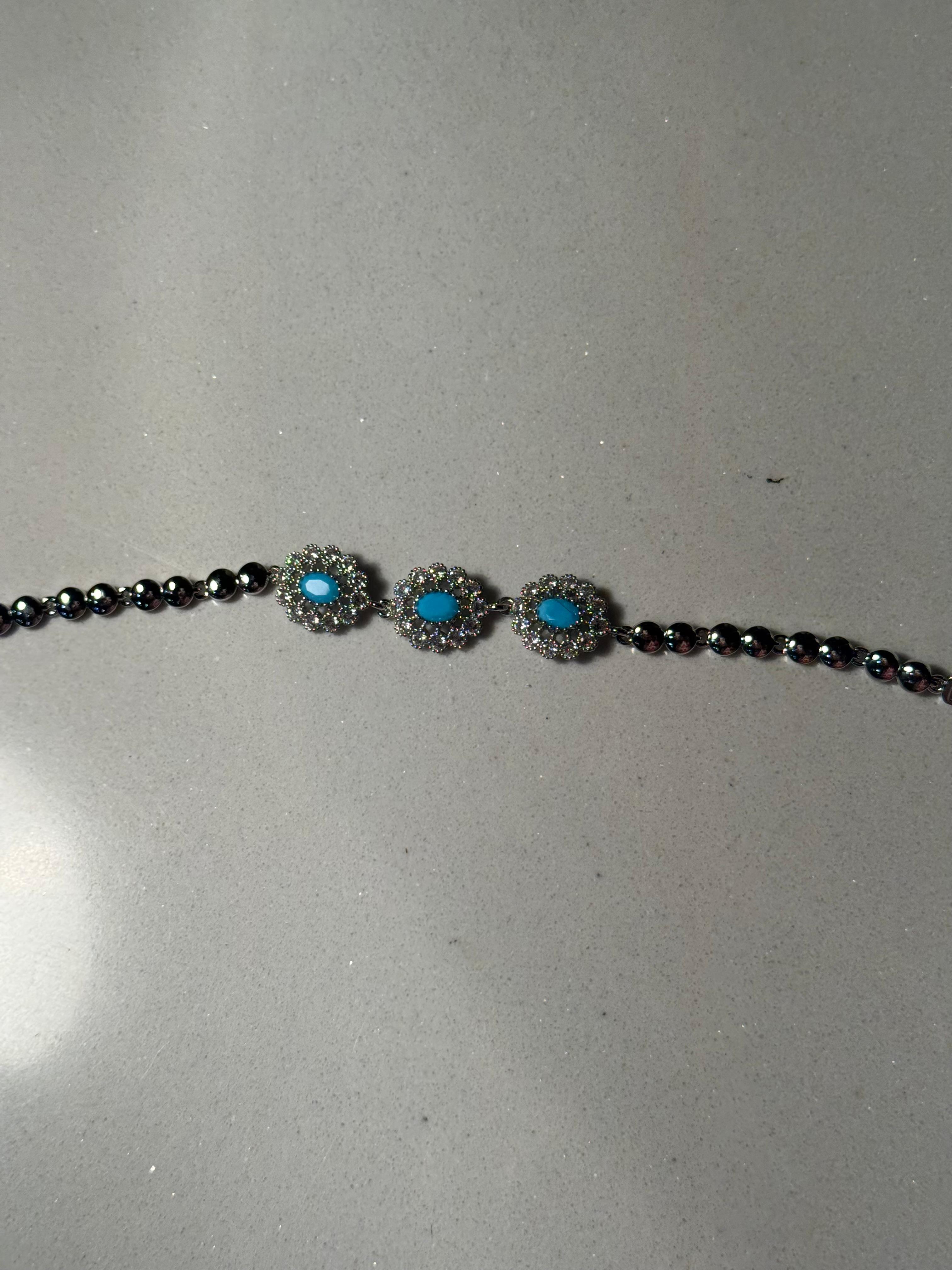 Trio floral bracelet silver and blue