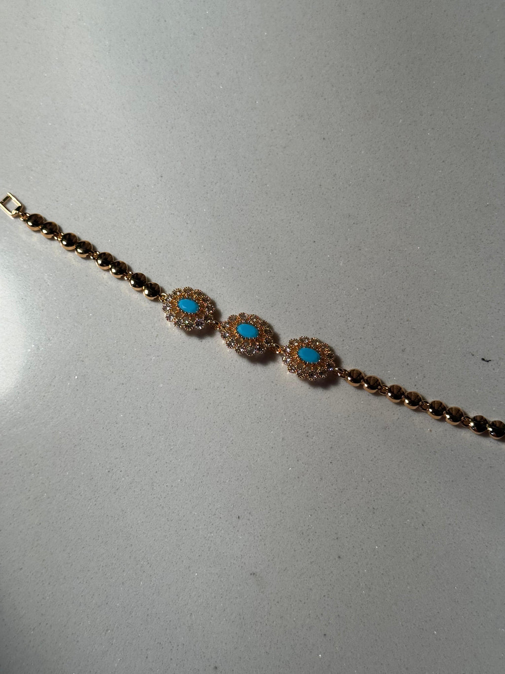 Trio floral bracelet gold and blue