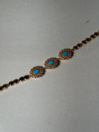 Trio floral bracelet gold and blue