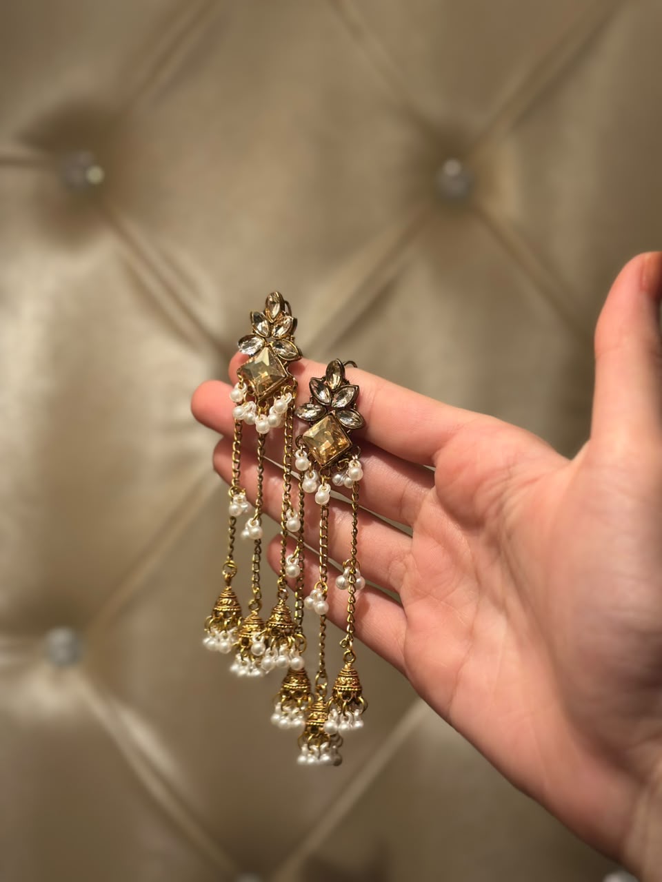 Jahan Ara Earrings- Gold (aara collection)