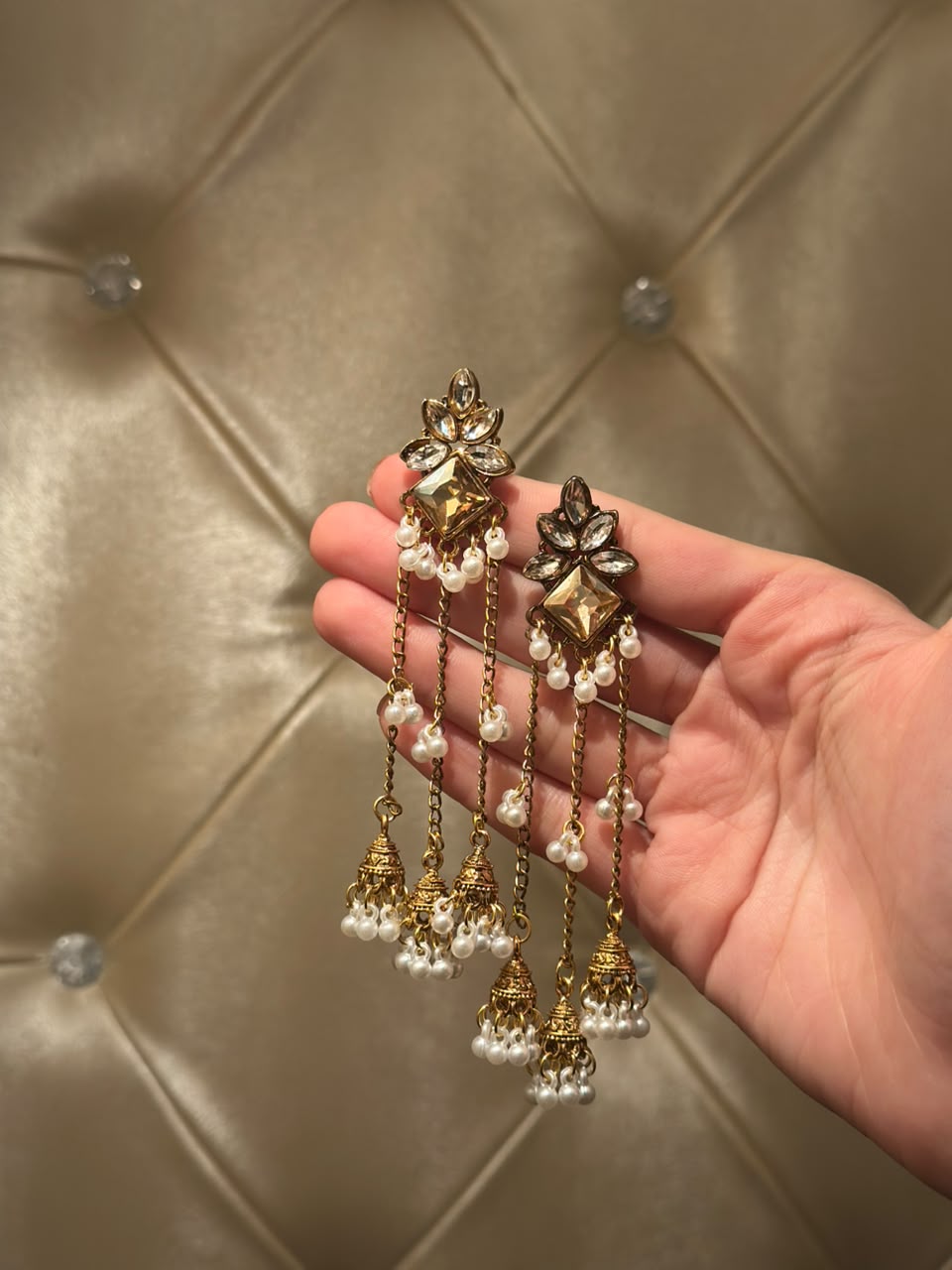 Jahan Ara Earrings- Gold (aara collection)