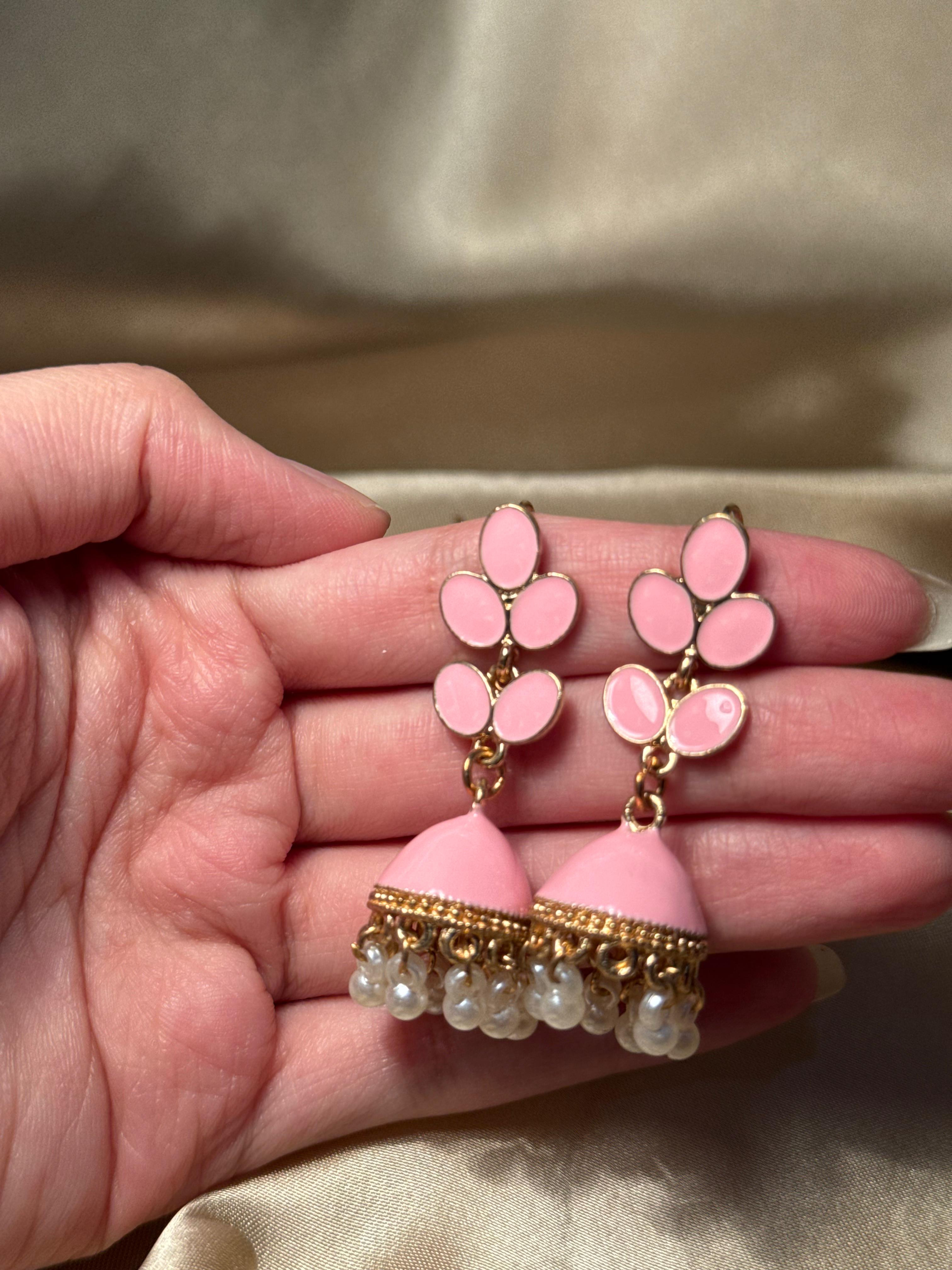 Booti Jhumki - Light pink