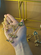 Patang (green and gold) and saharay bundle