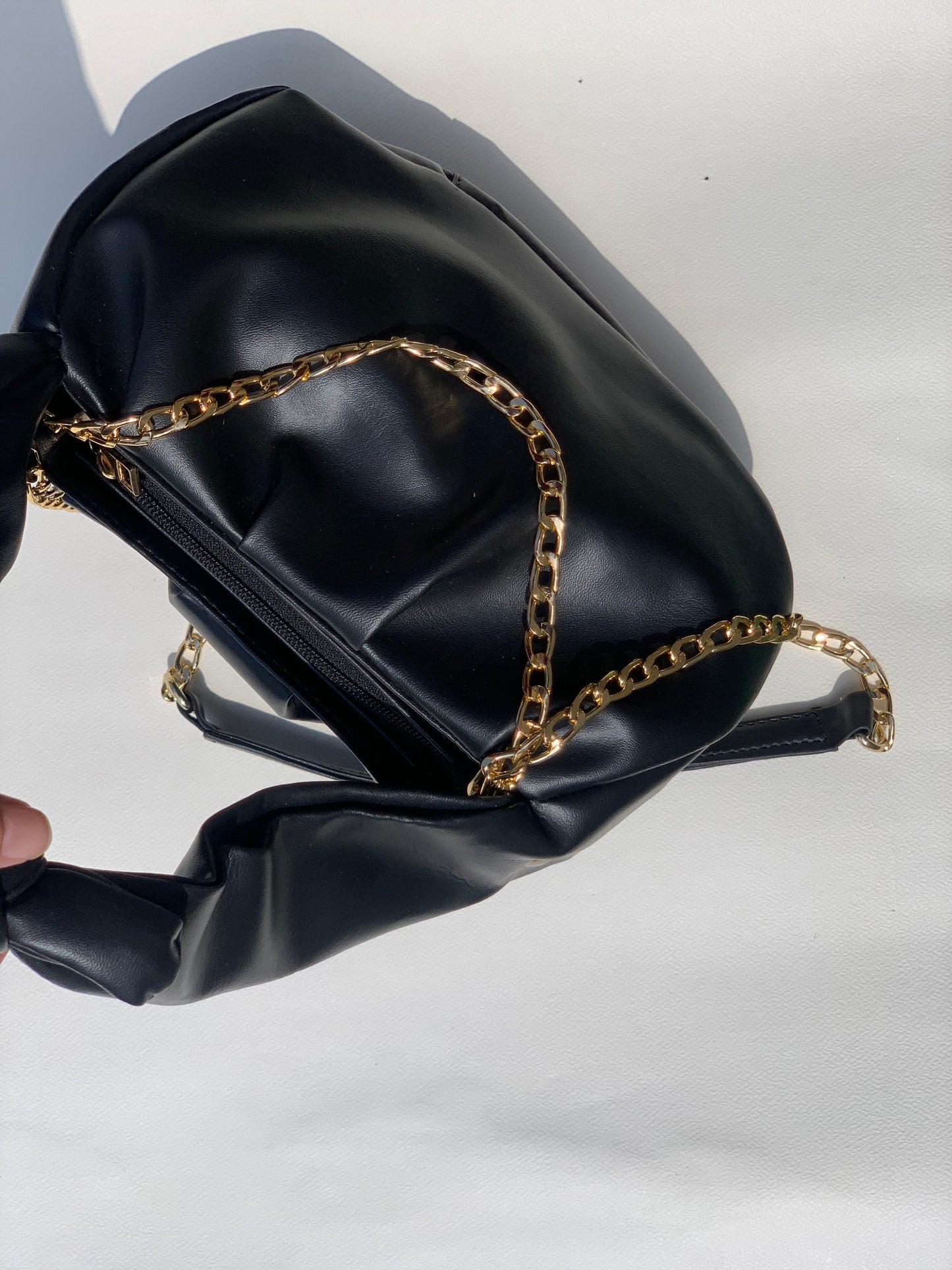 SW-009 Free Arm Handbag - Black